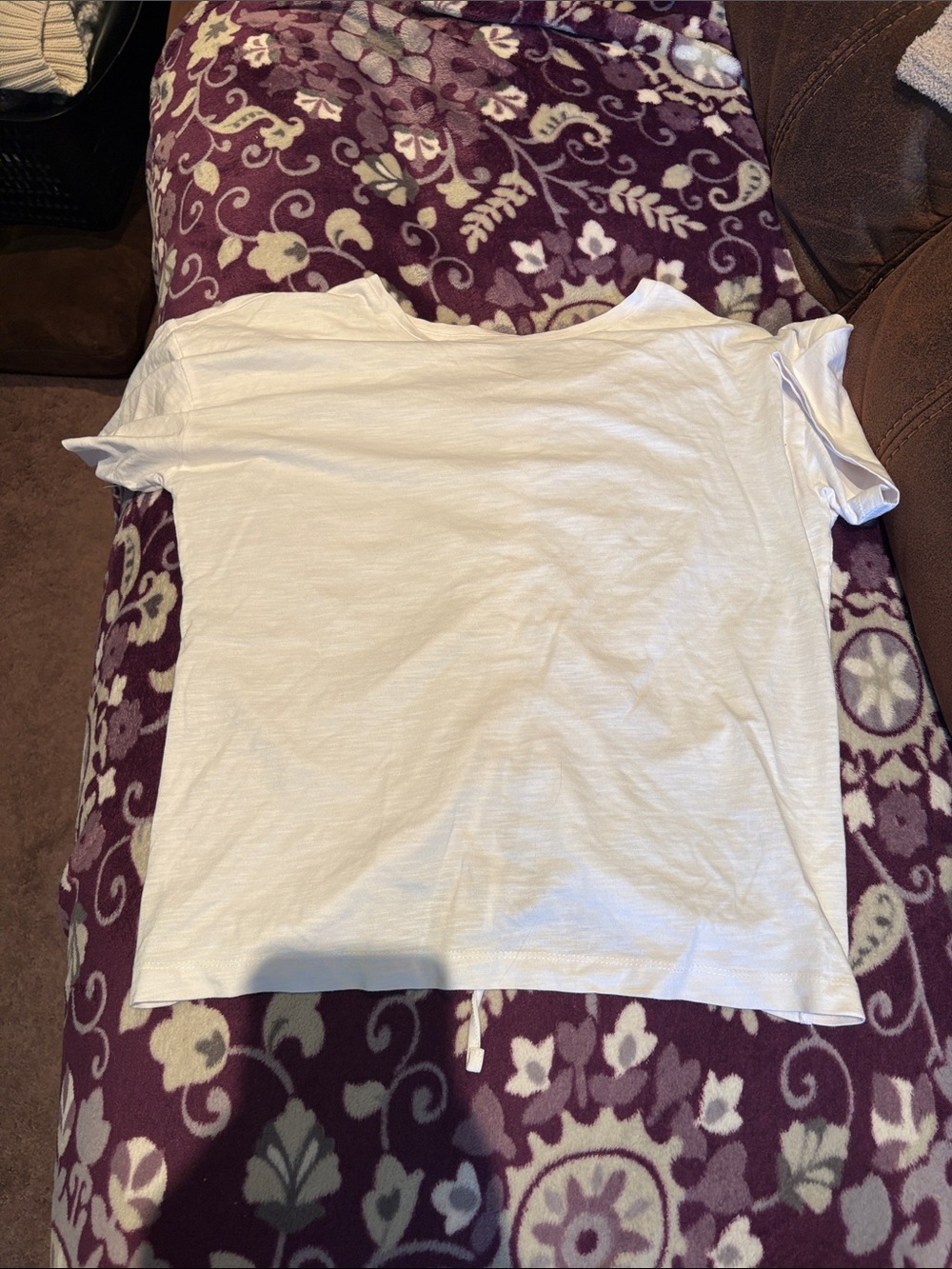 Basic White Short-Sleeve Tee With Adjustable Scrunch Back